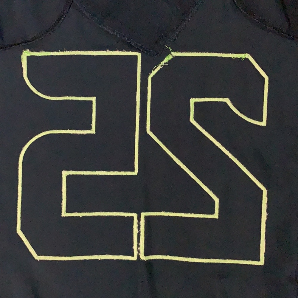 NFL Seattle Seahawks Jersey. - Picture 7 of 16